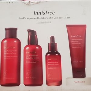 Innisfree Pomegranate Revitilizing Skin Care Set